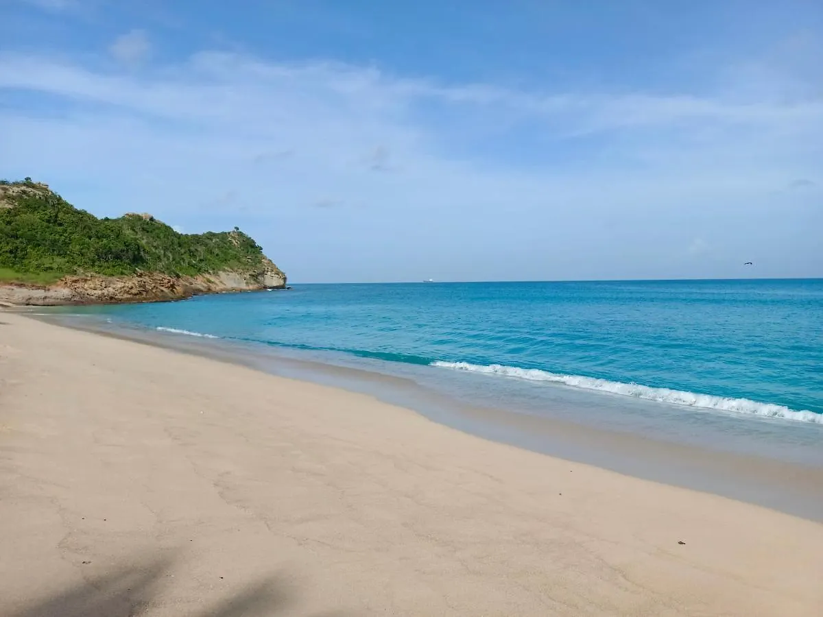 Comodo Refugio En Playa De Aguas Cristalinas Five Islands Village Holiday home