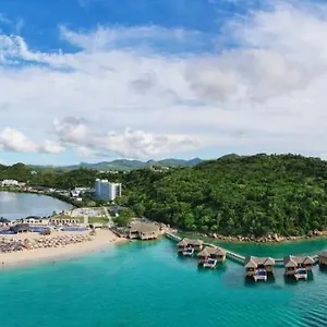 5* Resort Royalton Antigua, An Autograph Collection